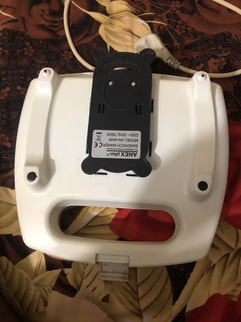 Sandwich maker 0