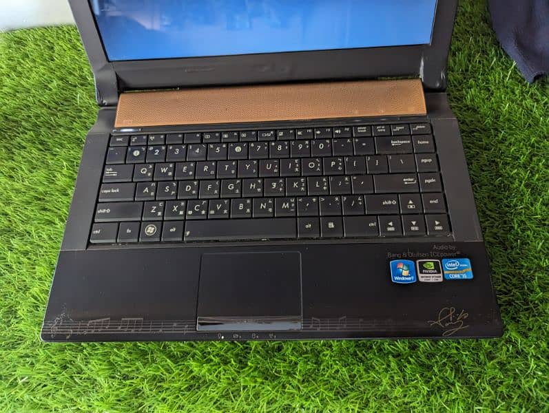 Asus Core i5 Laptop with 2GB Graphics Card 9
