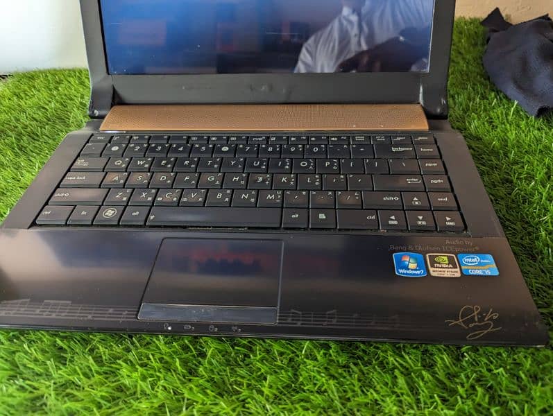 Asus Core i5 Laptop with 2GB Graphics Card 11