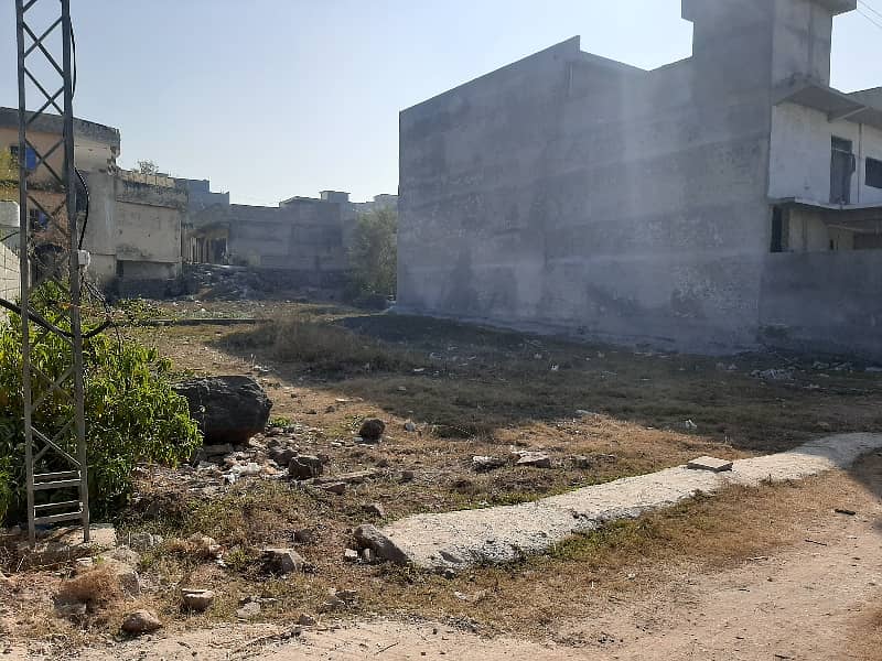 25 Marla Closed End Street Plot 3
