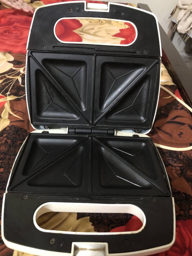 Sandwich maker 3