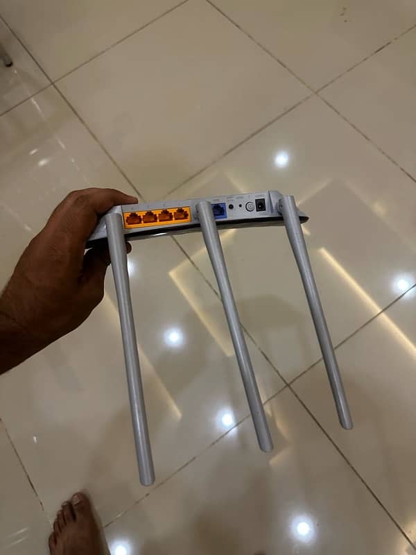 TP link router for sale 3