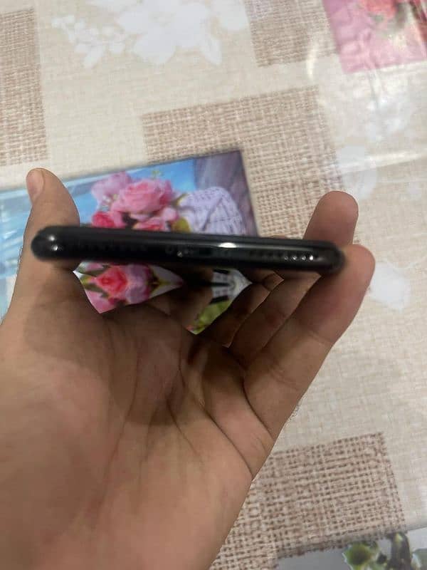 Apple iphone 7 plus Non Pta Urgent sale 1