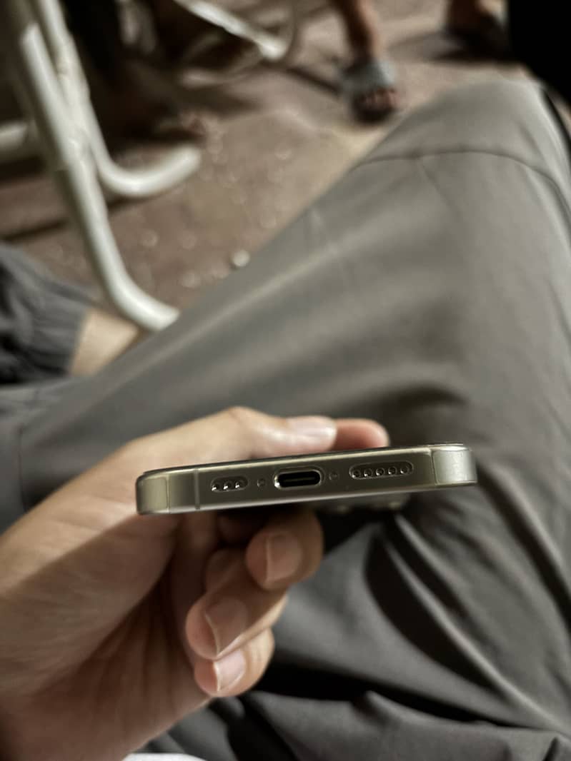 iPhone 15 Pro Non PTA 3