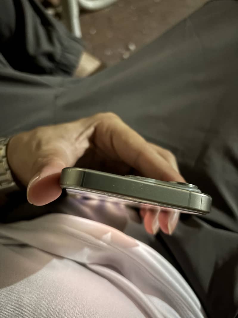 iPhone 15 Pro Non PTA 6
