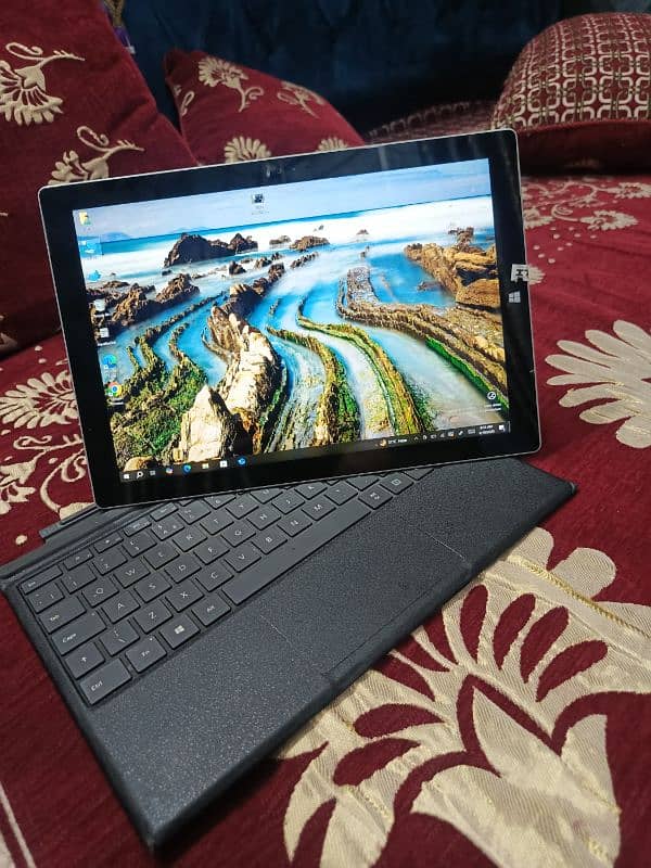 Microsoft Surface pro 4 IntelCore i7 4th Generation  8GB RAM 512GB M2 0
