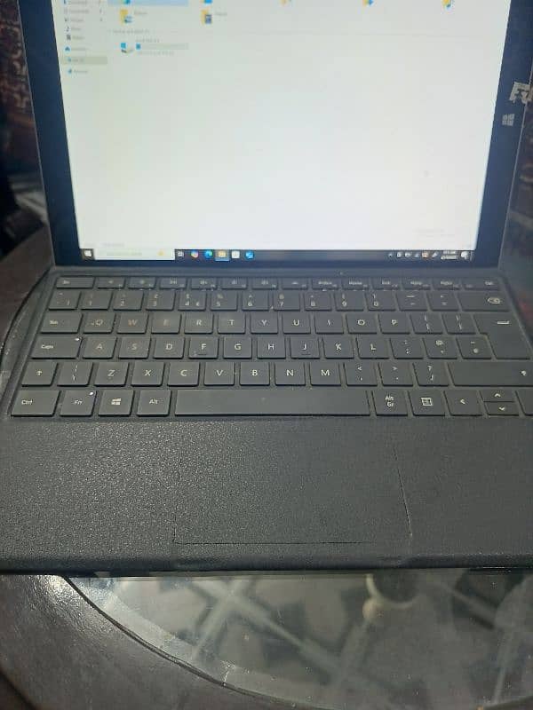 Microsoft Surface pro 4 IntelCore i7 4th Generation  8GB RAM 512GB M2 8