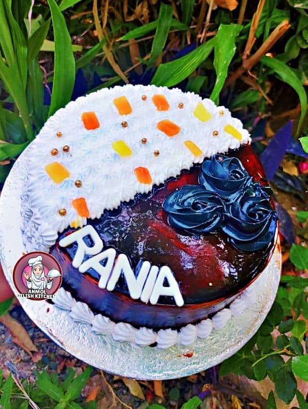 Cream Cakes for Birthdays, Anniversaries & Other events 0