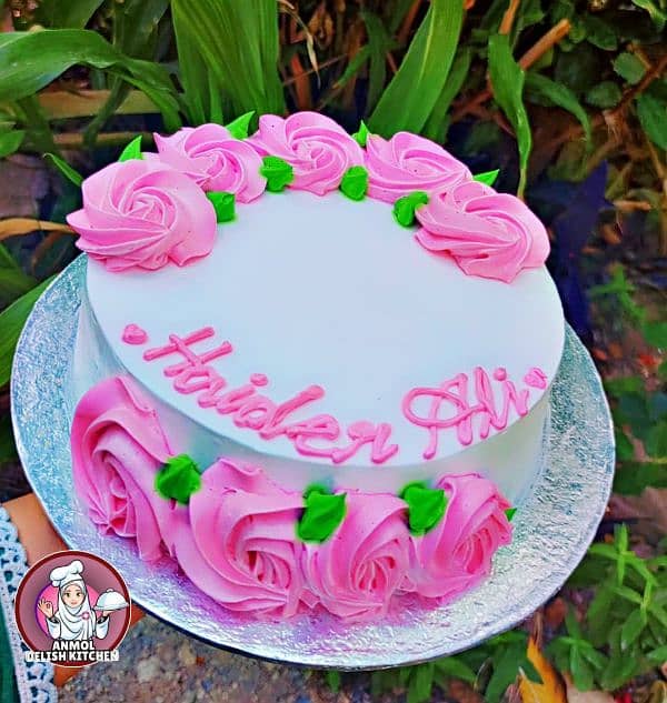 Cream Cakes for Birthdays, Anniversaries & Other events 1