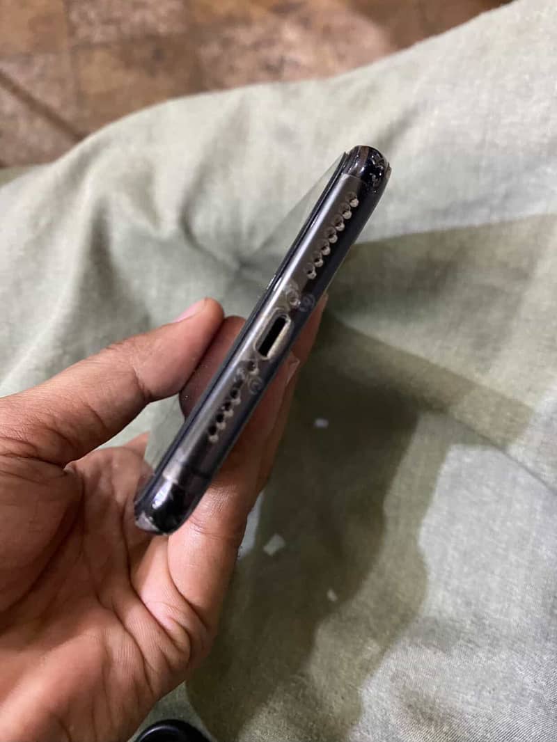 Iphone 11 Pro Max 3