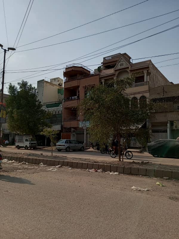 DEMOLISH HOUSE FOR SALE AT PRIME LOCATION OF BUFFER ZONE 0