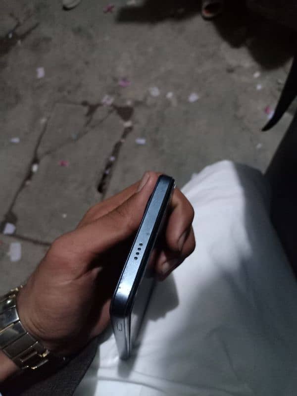 Techno Spark 20C 5