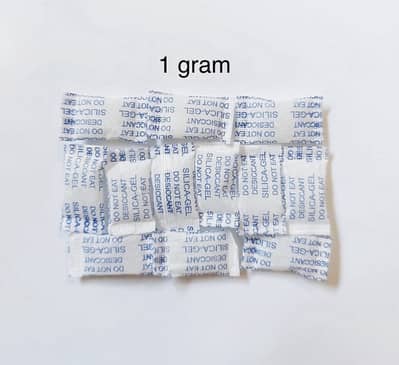 Silica gel moisture absorber