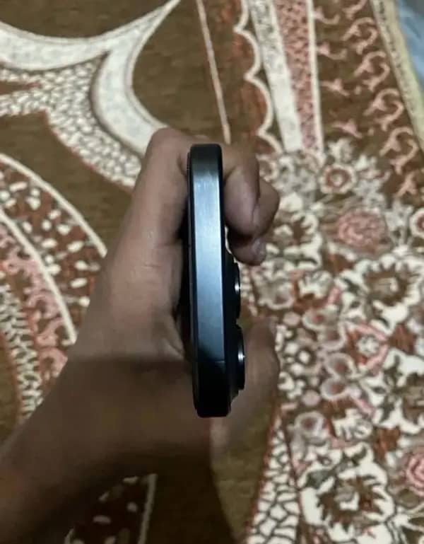 iphone 15pro jv 128  black titanium 92%health 3