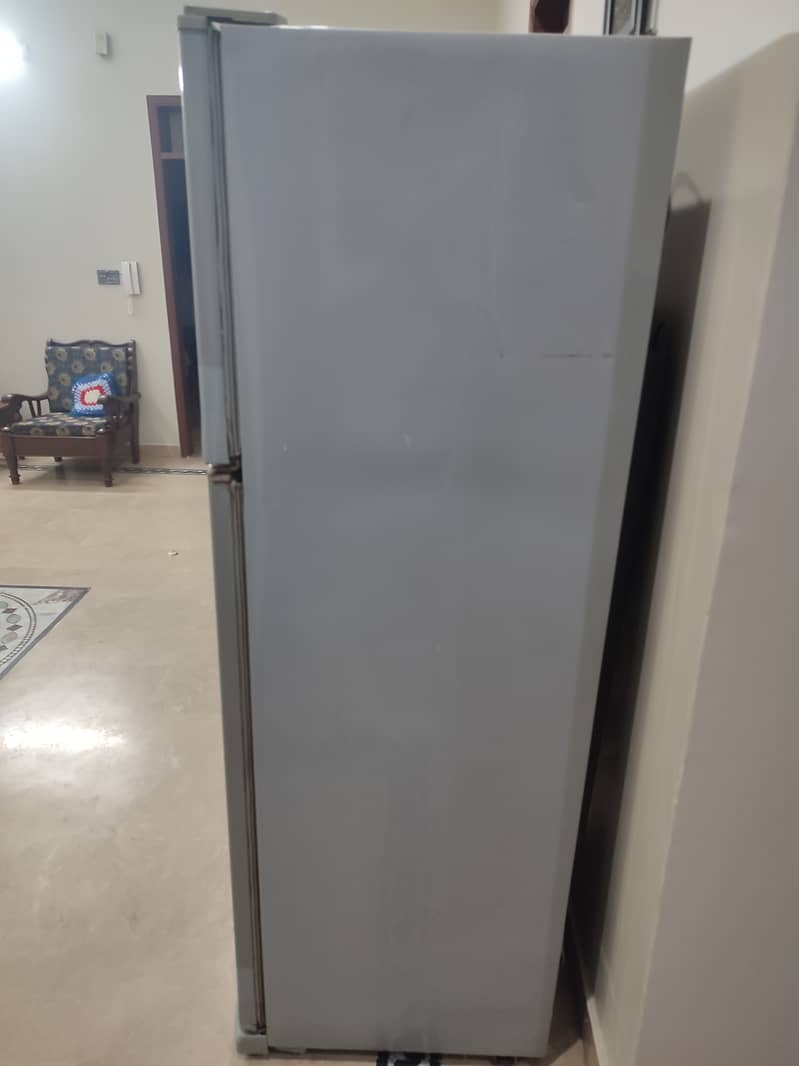 Dawlance Refrigerator Large Size 1