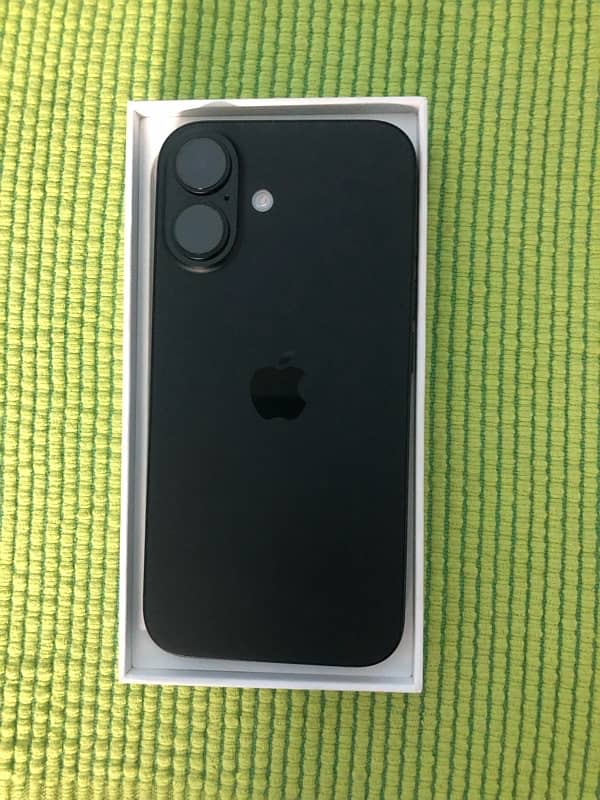 Iphone 16 128GB Dual Sim Factory Unlock 15 battery Cycle 1