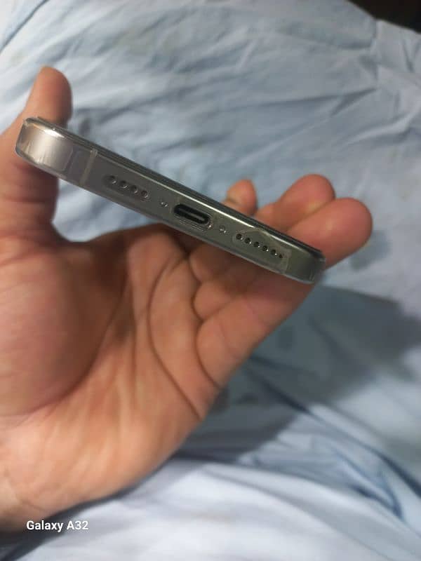 iphone 15 pro max non pta 98 battrey health 10 by 10 conditions 3