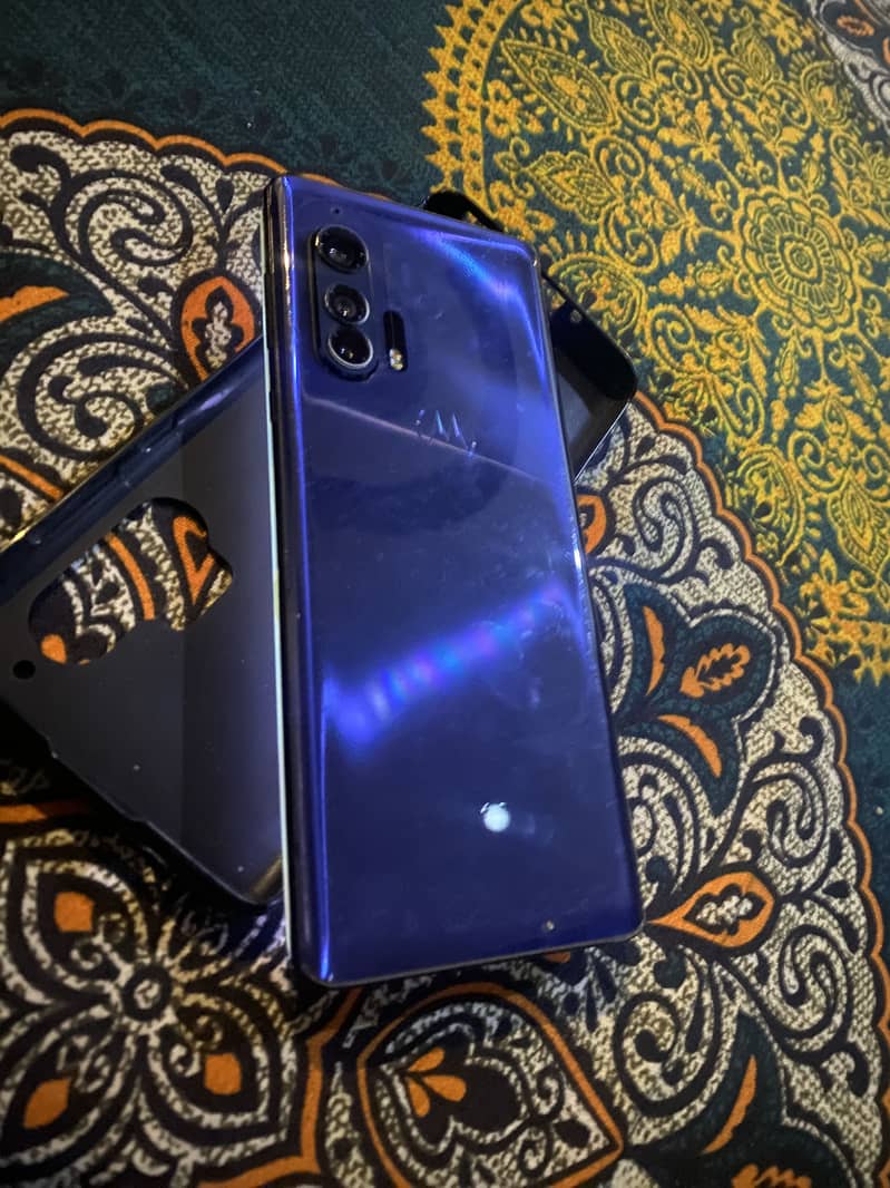 Moto Edge Plus 2020 (Exchange Possible) 2