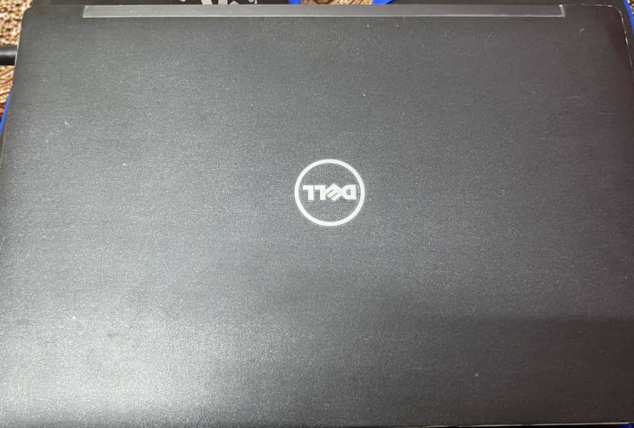 Dell  Latitude 7480 (Touch Screen) 1