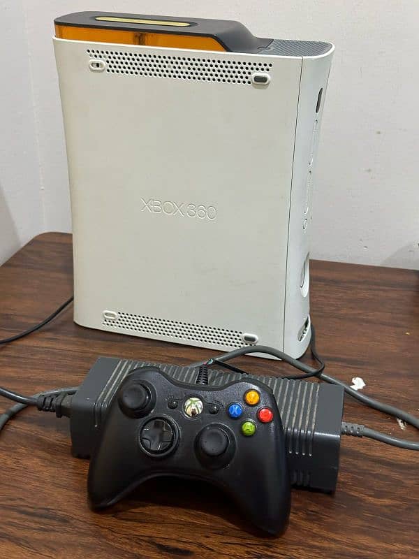 Xbox 360 Modded with 32 installed games| Excellent condition 0