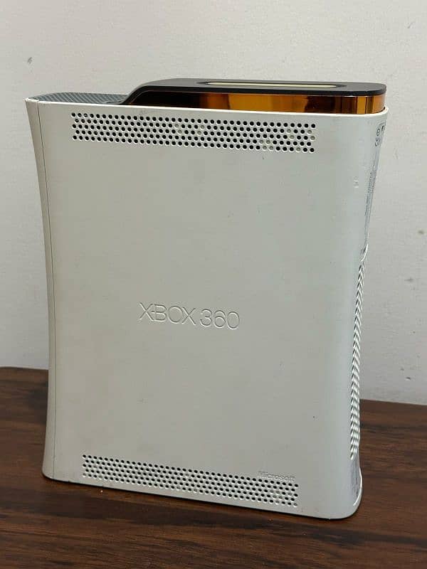 Xbox 360 Modded with 32 installed games| Excellent condition 2