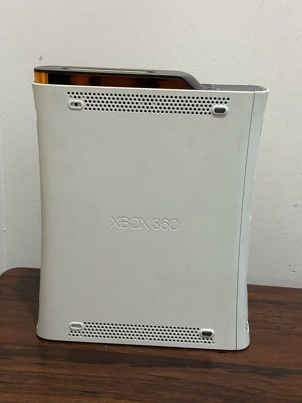 Xbox 360 Modded with 32 installed games| Excellent condition 3
