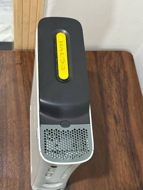 Xbox 360 Modded with 32 installed games| Excellent condition 6