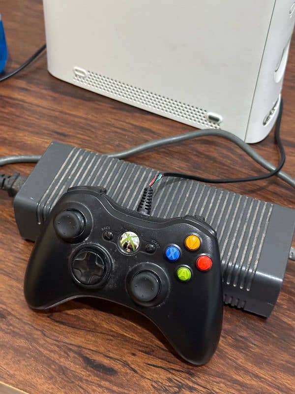 Xbox 360 Modded with 32 installed games| Excellent condition 7