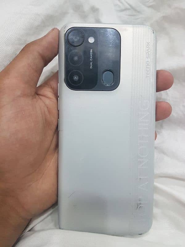 Tecno spark 8c 4 128 0