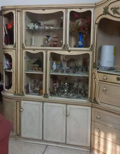 Wooden Showcase @ reasonable price