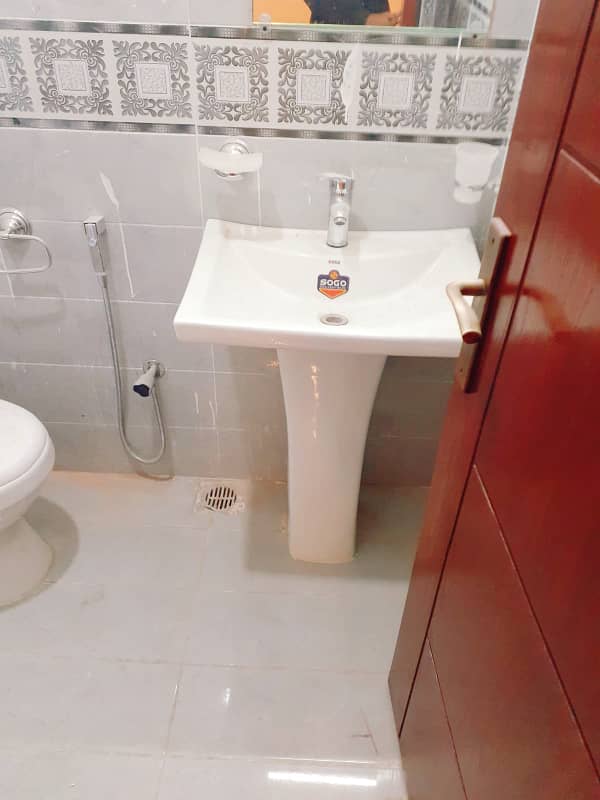 Office Space Available For Rent Gulberg Green Islamabad 3