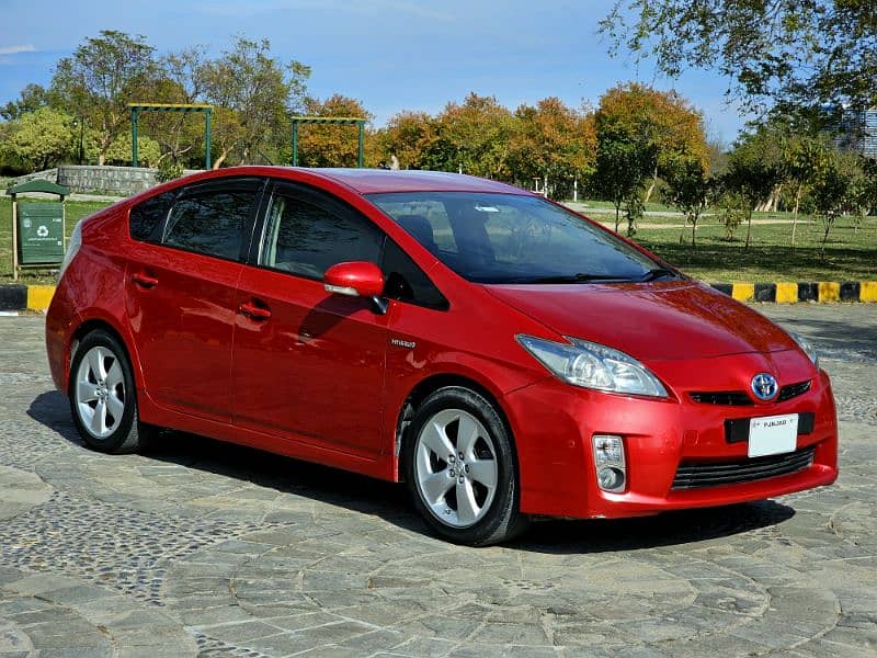 Toyota Prius T-Spirit (Top of the line Variant) 9