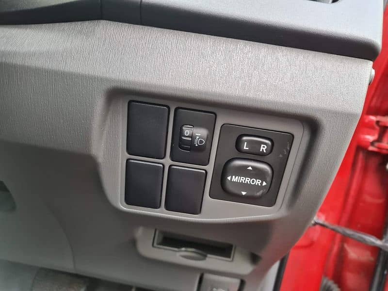Toyota Prius T-Spirit (Top of the line Variant) 13