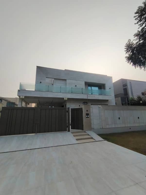 Spacious 1 Kanal Upper Portion for Rent in DHA Phase 3 Prime Location! 0