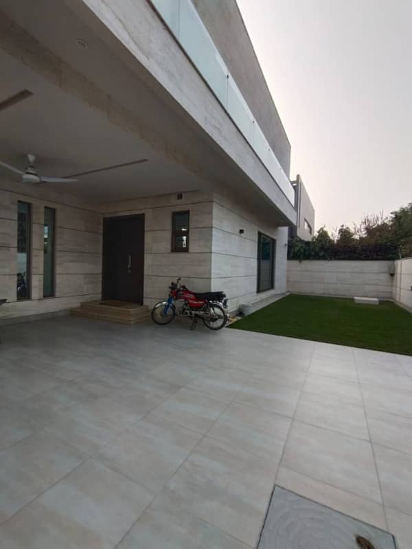 Spacious 1 Kanal Upper Portion for Rent in DHA Phase 3 Prime Location! 3