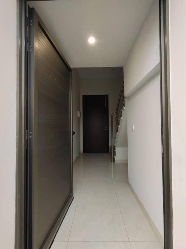 Spacious 1 Kanal Upper Portion for Rent in DHA Phase 3 Prime Location! 4