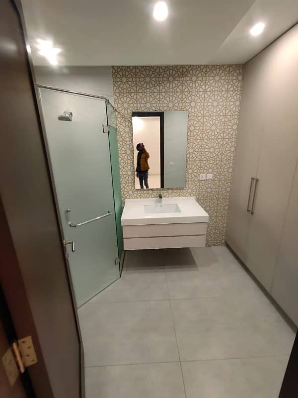 Spacious 1 Kanal Upper Portion for Rent in DHA Phase 3 Prime Location! 14