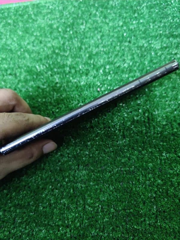 Samsung Galaxy s22 Ultra 100x Zooming like Dslr and Gaming processor 9