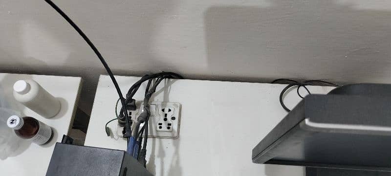 Office Chairs & Tables 1