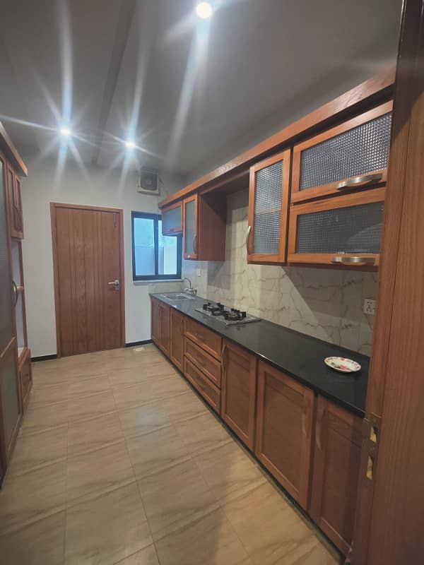 5 Marla single Unit Villa Available. For Sale 1