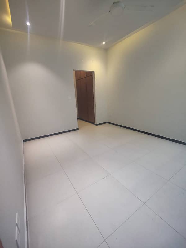 5 Marla single Unit Villa Available. For Sale 9