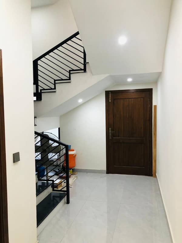 1 Kanal Double Unit House Available. For Sale In Multi Gardens MPCHS. B-17 Block B Islamabad. 3