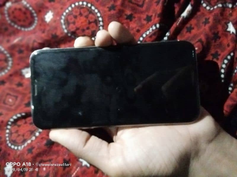 I phone x Non pta  Condition  10/10  Btry health  70 4