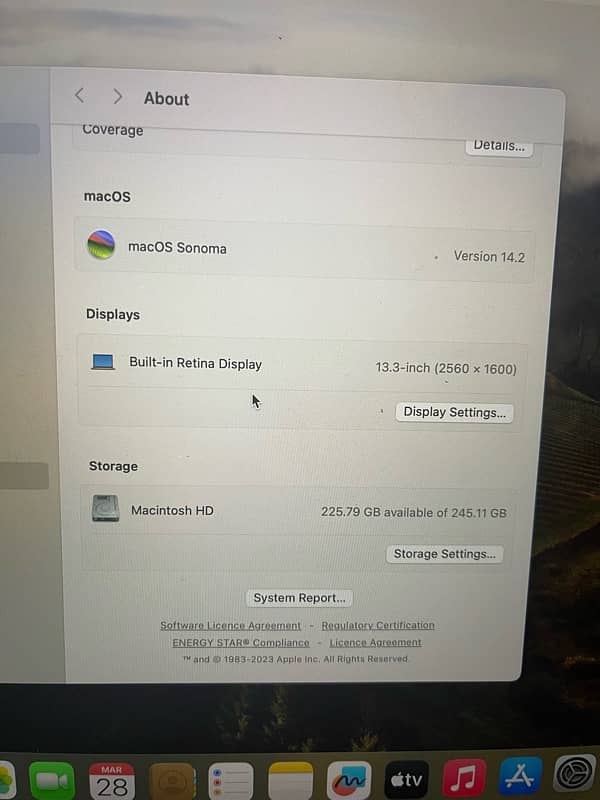 MacBook Air M2 11 cycles only 4
