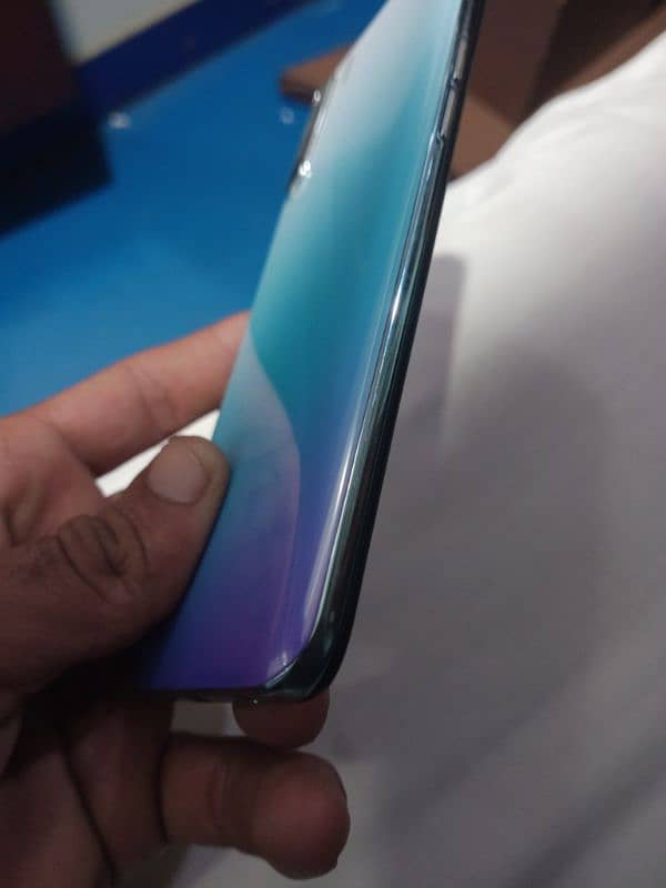 oppo f15 8/256 0