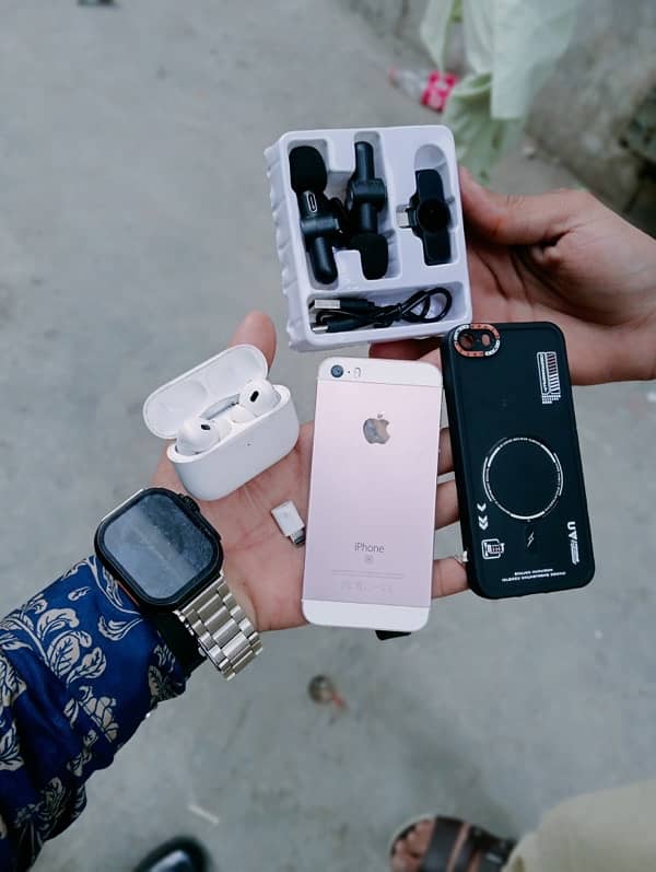 iPhone se 1st gen and original airbuds pro exchange possible 0