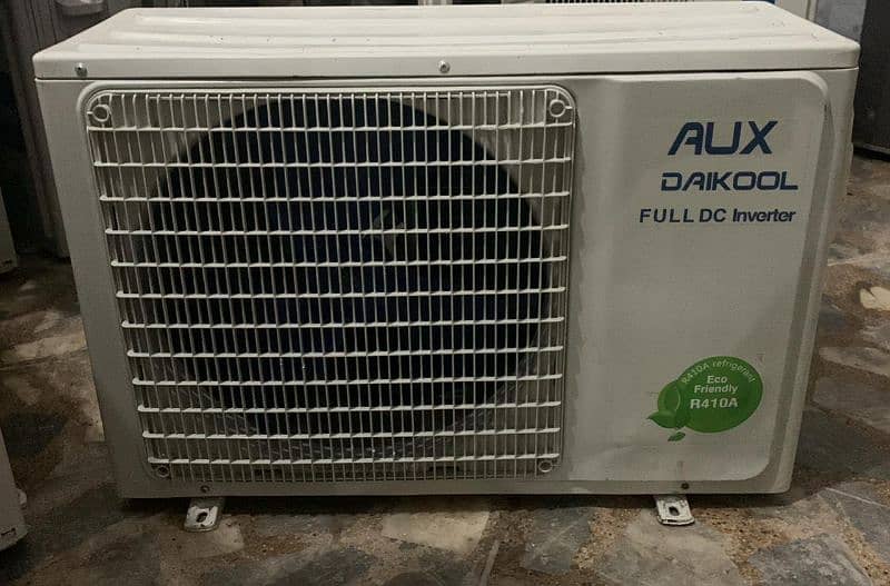 DC inverter het and cool location Peshawar mobile number 03149095835 8