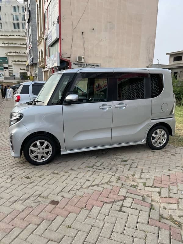 Daihatsu Tanto custom 2022 2