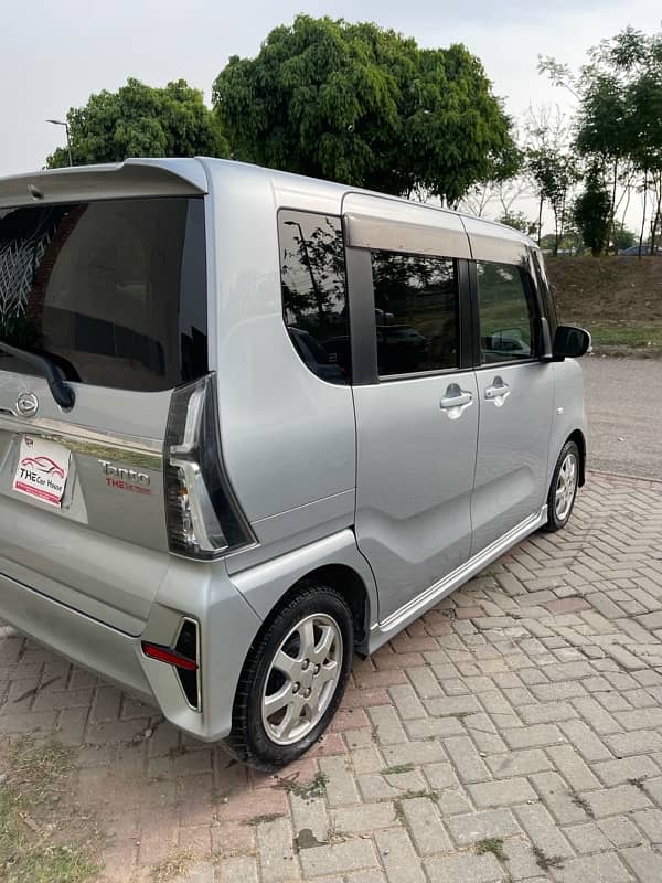Daihatsu Tanto custom 2022 10