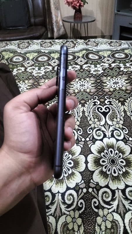 Iphone 11 64 Gb 3